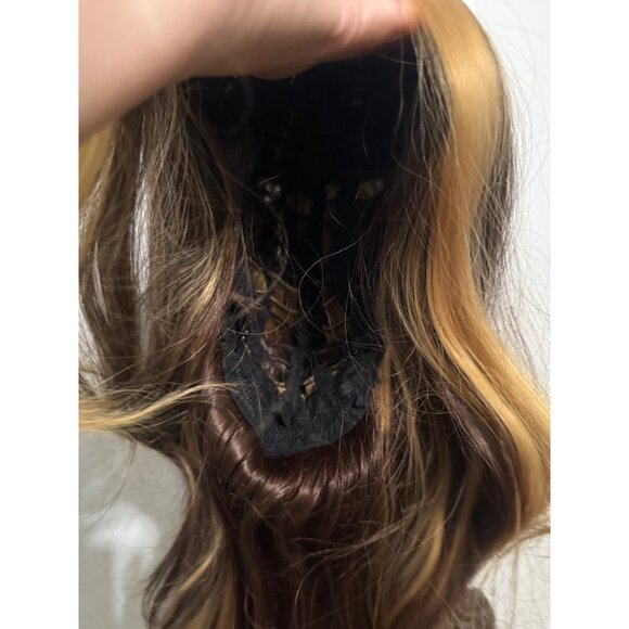 NEW 28 inch Long Ombre brown glueless wig - Picture 3 of 7
